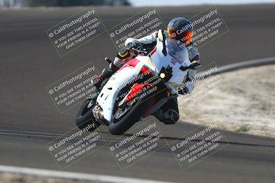 media/Nov-02-2025-Lets Ride (Sun) [[f7a3caa734]]/B Group/1220pm (Turn 2 Outside)/